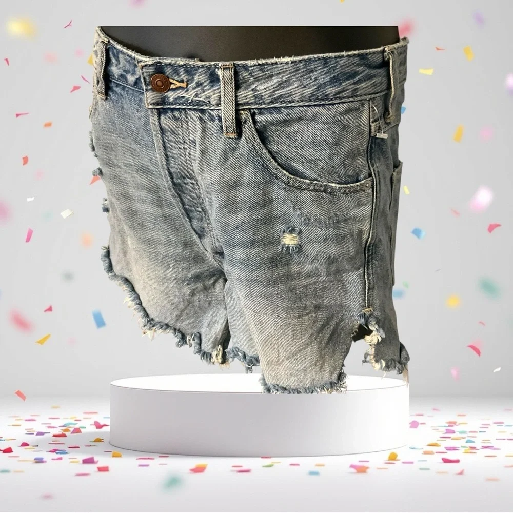 We the Free Blue‎ Denim Distressed Jean Short 27 Women Ripped Summer Streetwear
